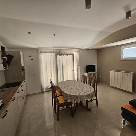 Filip Apartment Omiš Exteriér fotografie
